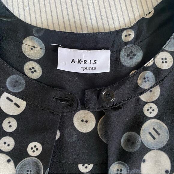 Akris Punto 100% Silk black button Long Sleeve Printed Blouse Size 10 medium - Picture 3 of 7